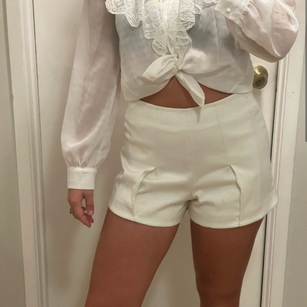 Alexis white pleated shorts - REPOST